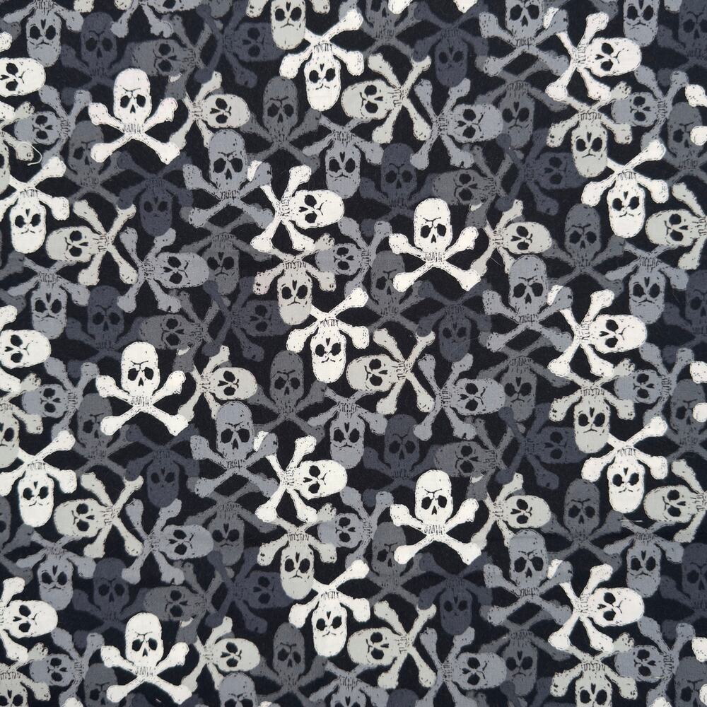 Gray & White Skull Crossbones Cotton Fabric - Remanent 5/8 Yd - Halloween Pirate